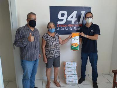 Ganhadores dos das TransmissÃµes do OperÃ¡rio Laranjeiras retiraram os seus prÃªmios na emissora.